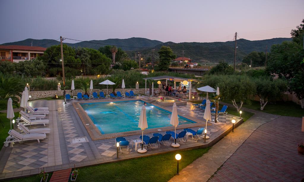 Hotel Stefani Sarti Luaran gambar