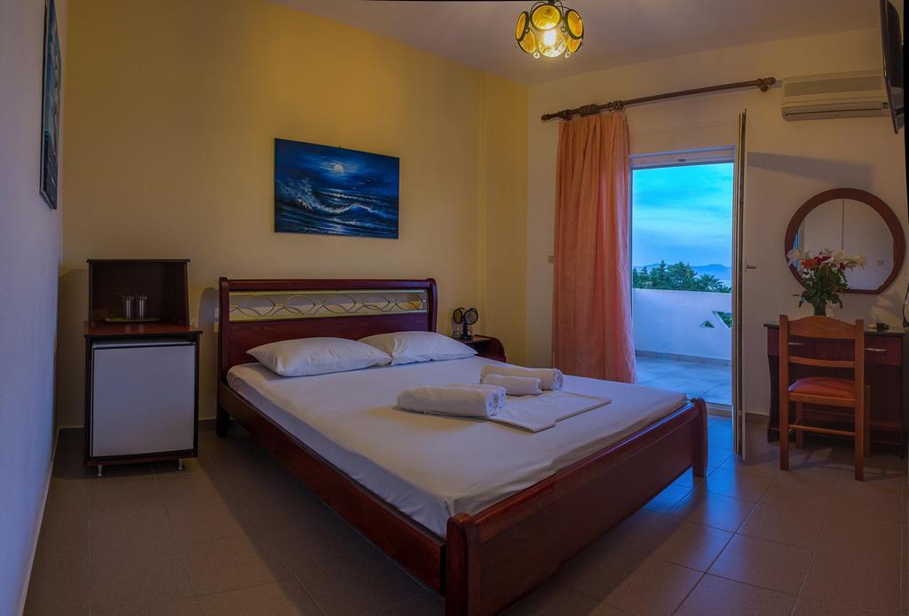 Hotel Stefani Sarti Luaran gambar