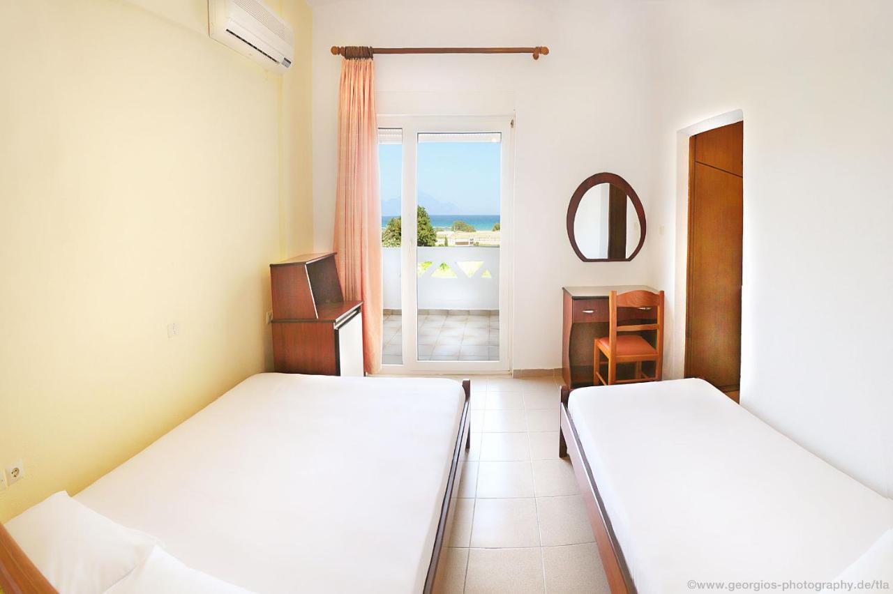 Hotel Stefani Sarti Luaran gambar