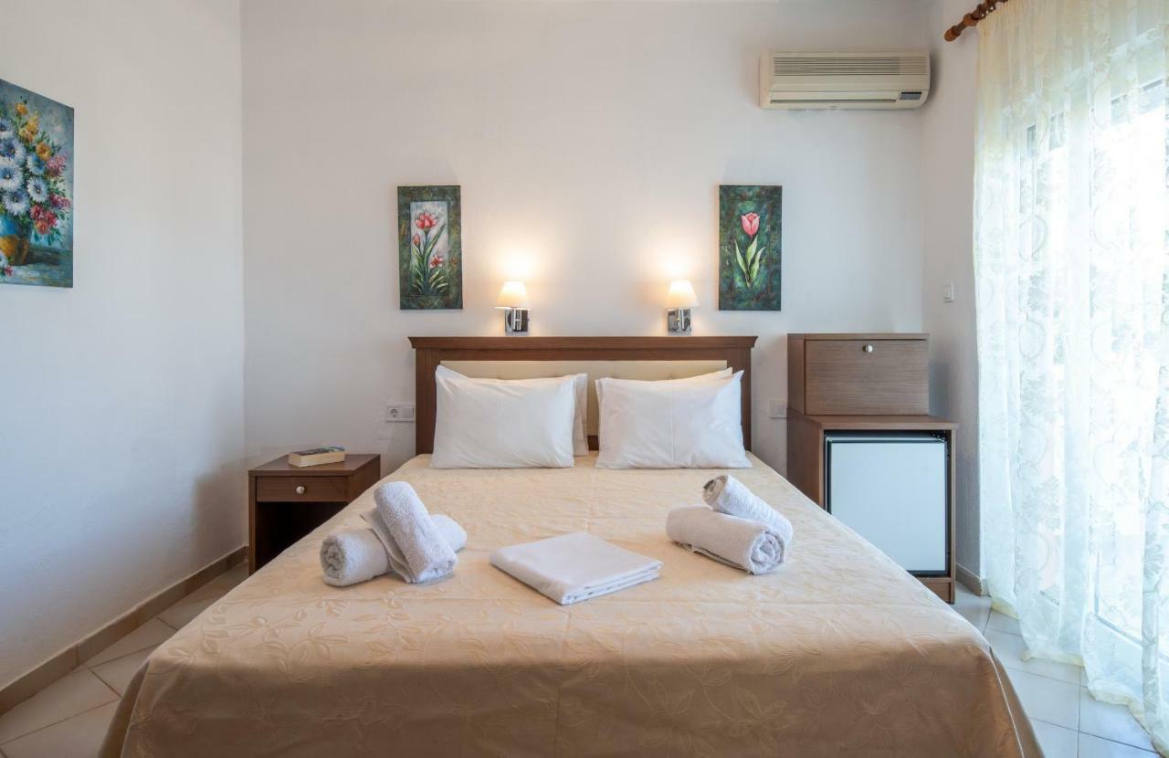 Hotel Stefani Sarti Luaran gambar